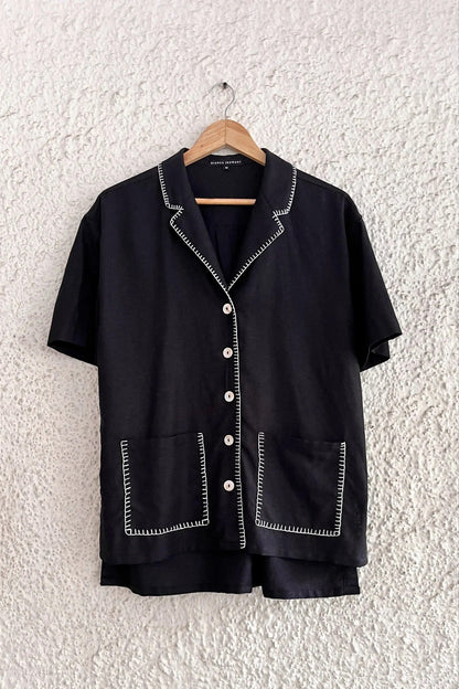 Black Contrast Stitch Button-Down Shirt – Half Sleeve Casual Pocket Top